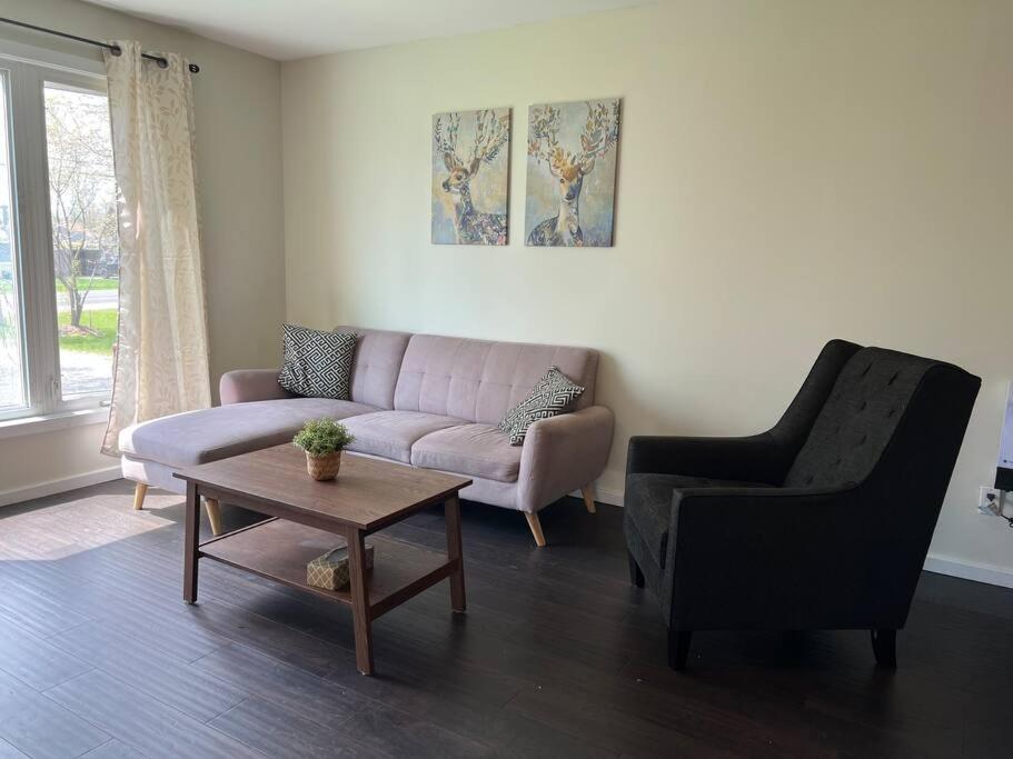 Family Friendly Cottage ☆Walking Distance To Beach Lions Head Exterior photo